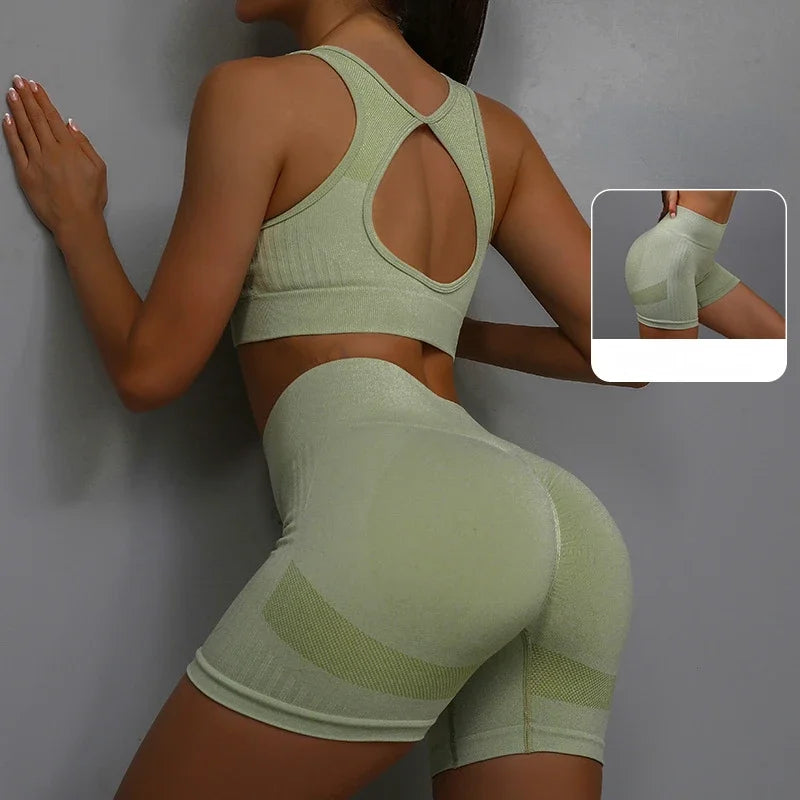 Conjunto Deportivo Premium para Mujer - Chaleco y Shorts para Yoga y Fitness